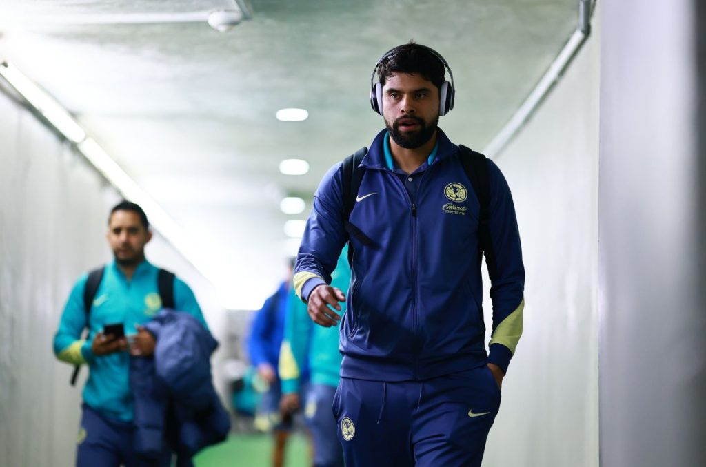 Néstor Araujo tendría encaminada su salida de América rumbo al Atlante