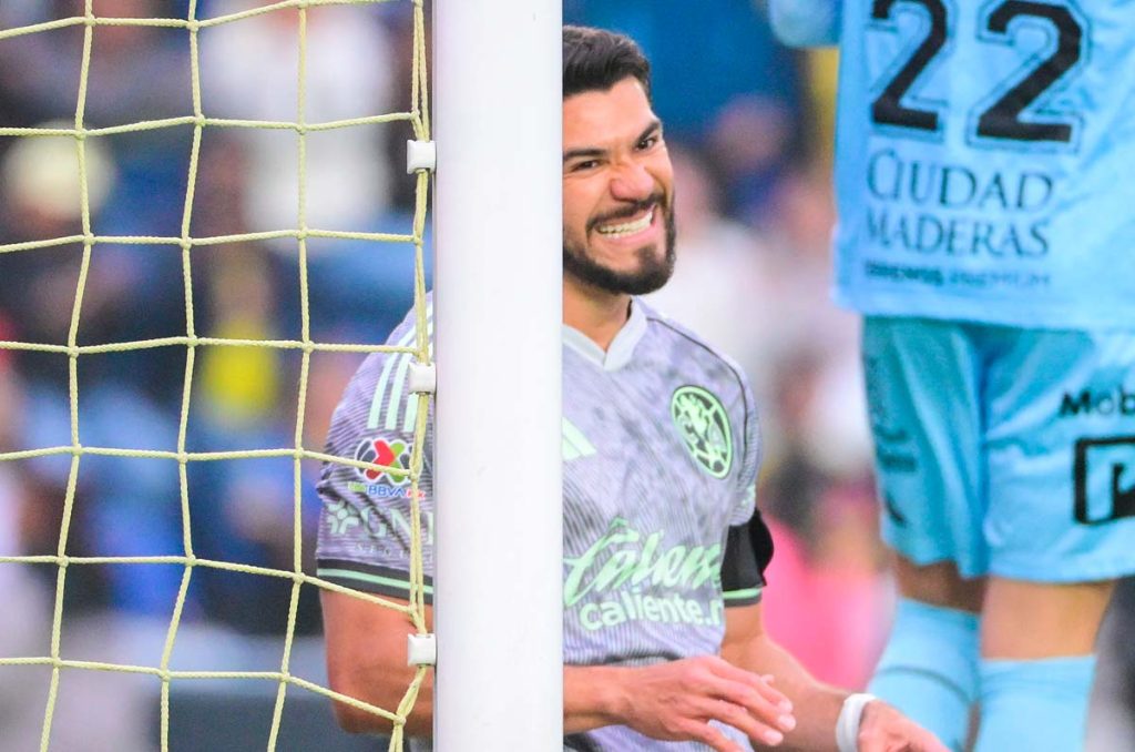 Henry Martín podría quedar fuera del América