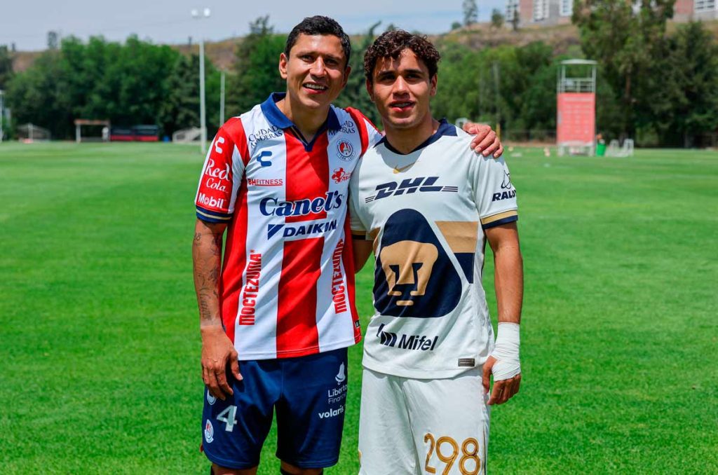 Cata y Catita juntos en el San Luis vs Pumas de la Sub-21