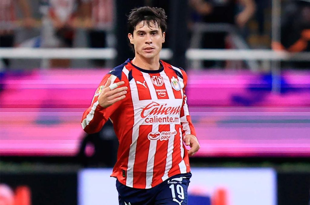 Diego Campillo de Chivas también está en la mira del Copenhague