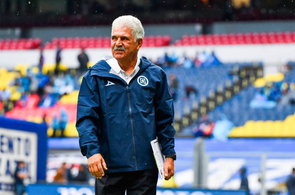 Tuca Ferretti, uno de los técnicos que han fracasado en Cruz Azul