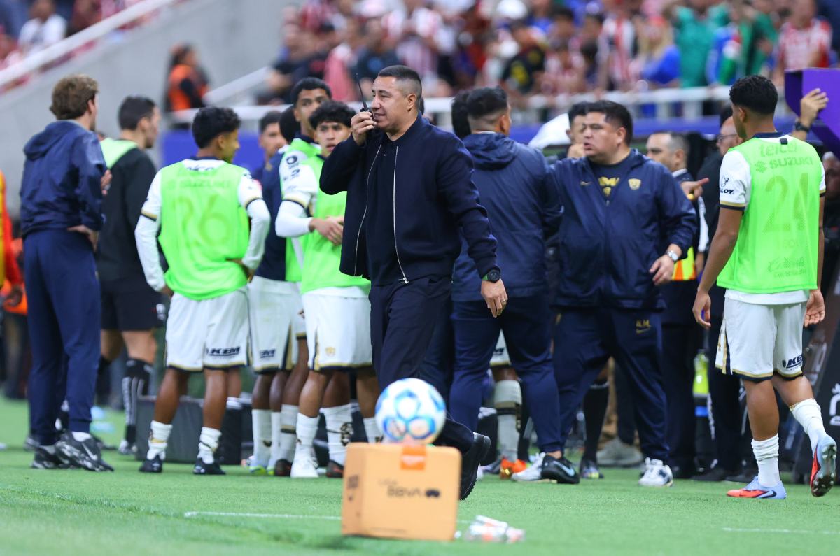 Pumas sigue sin vencer a Chivas en Guadalajara desde hace 8 años