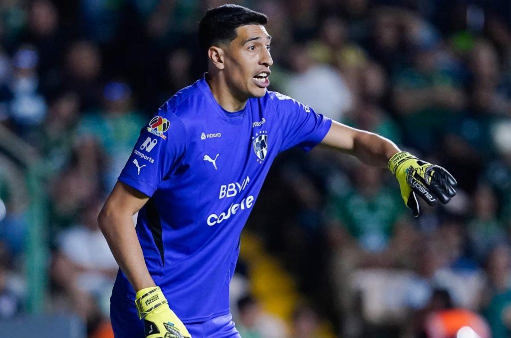 Esteban Andrada puede volver a Rayados de Monterrey para pelear por la titularidad