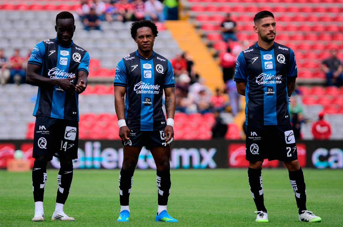 Gallos de Querétaro sorprende y anuncia siete bajas