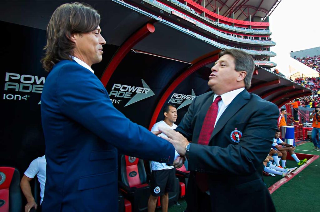 Matías Almeyda y Piojo Herrera, entre los candidatos a Rayados de Monterrey