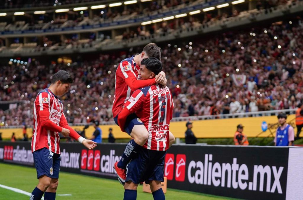 Equipo de Portugal ya preguntó por la ‘Hormiga’ González 0