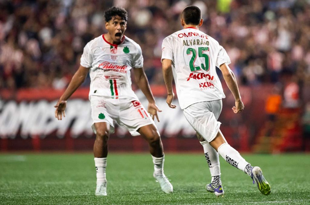 Sin Chicharito y Pulido, los mejor pagados de Chivas este 2026