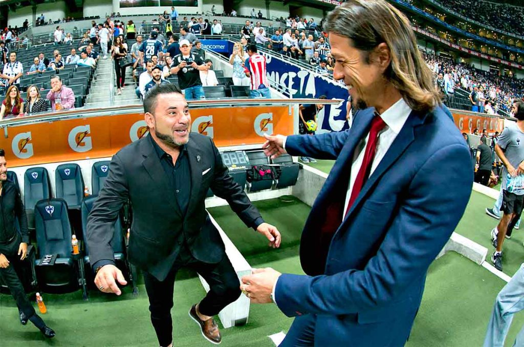 Matías Almeyda quiere ser el técnico mejor pagado por encima del Turco Mohamed