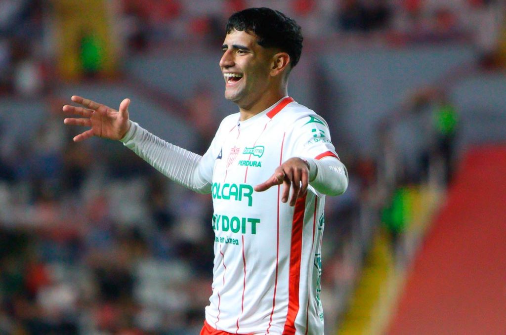 Necaxa quiere comprar otro porcentaje de la carta de Javier Ruiz