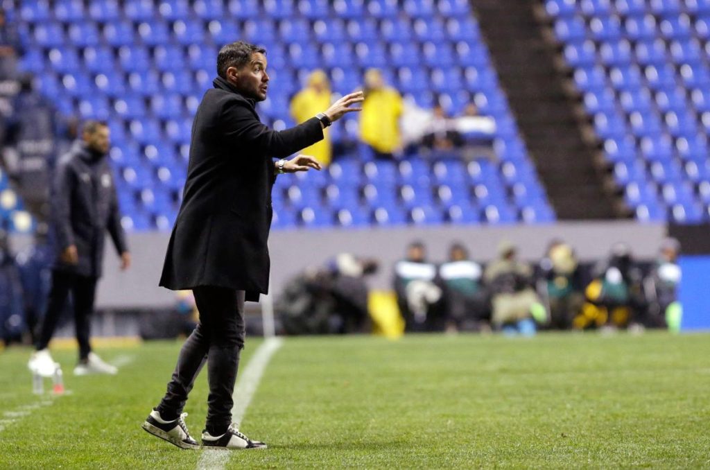 ¿Cuánto tiempo llevan los técnicos de Liga MX en su cargo? 0