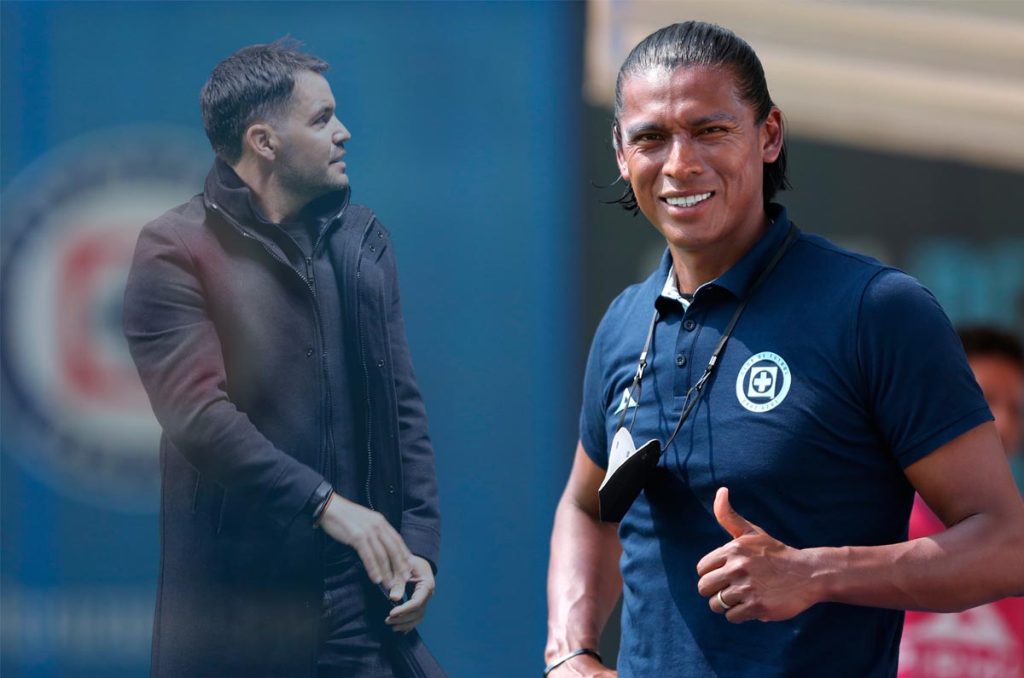 ¡Larcamón, fuera! Joel Huiqui tomaría dirección técnica de Cruz Azul