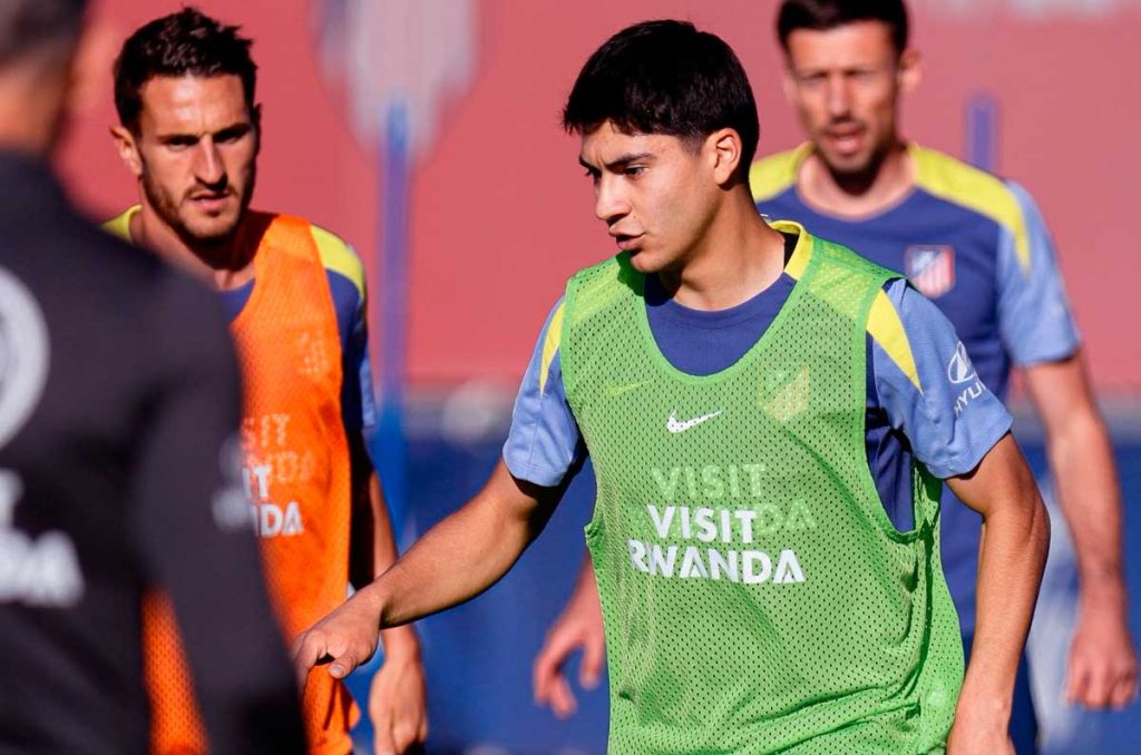 Obed Vargas necesita salir del Atlético de Madrid