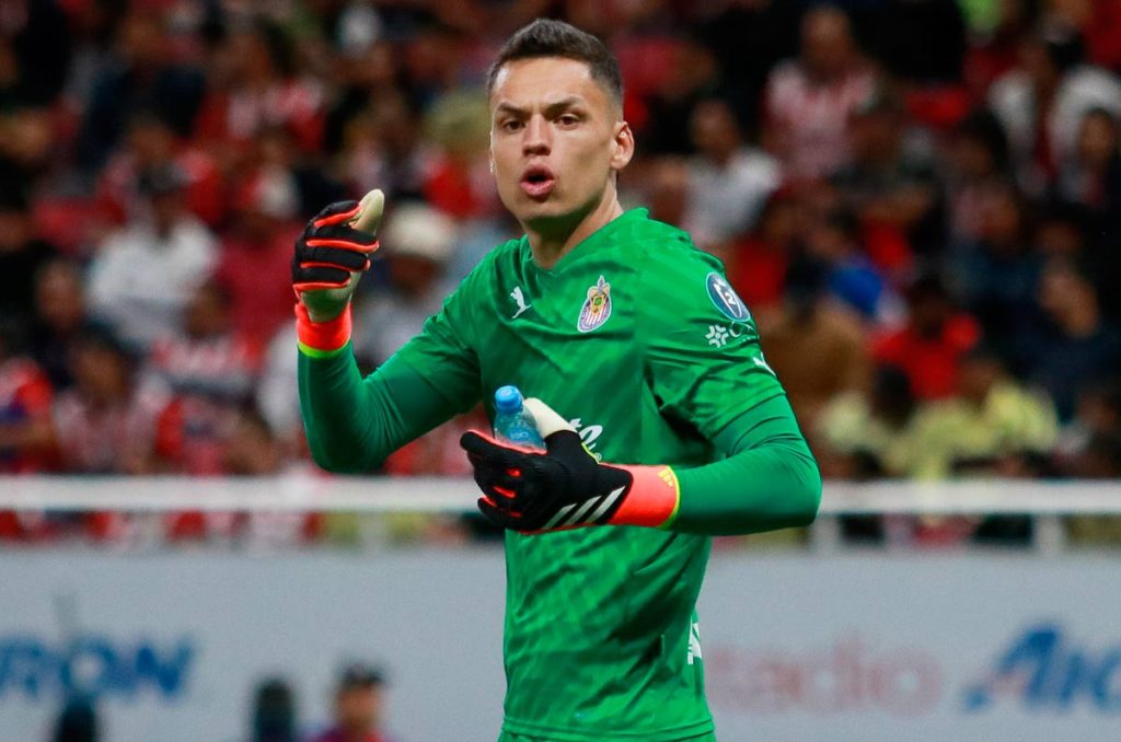 En Chivas llega el momento de Óscar Whalley y los suplentes