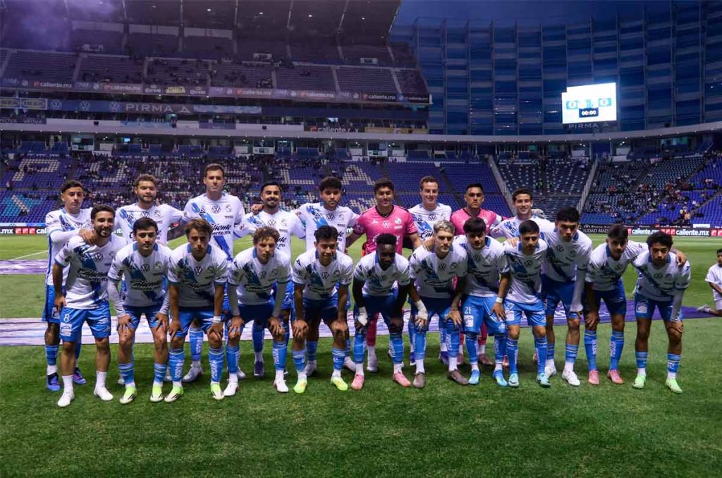 10 jugadores están en la puerta de salida del Puebla