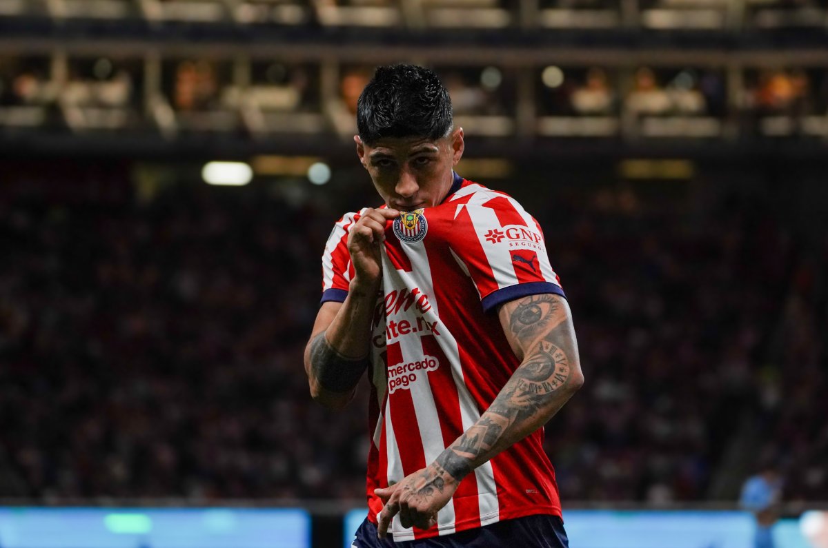 Los últimos futbolistas que fracasaron en Chivas