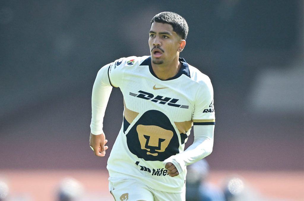 Ángel Azuaje ha renovado su contrato con Pumas