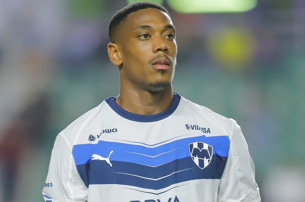 Rayados quiere rescindir el contrato de Anthony Martial