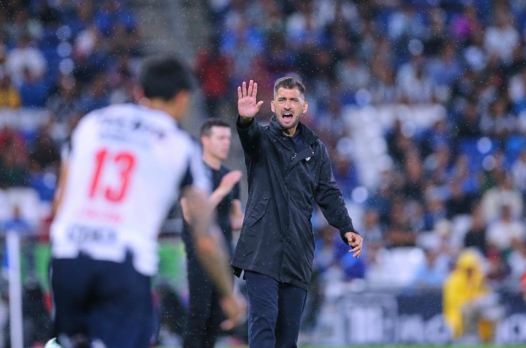 Nico Sánchez terminó su etapa como técnico de Rayados de Monterrey