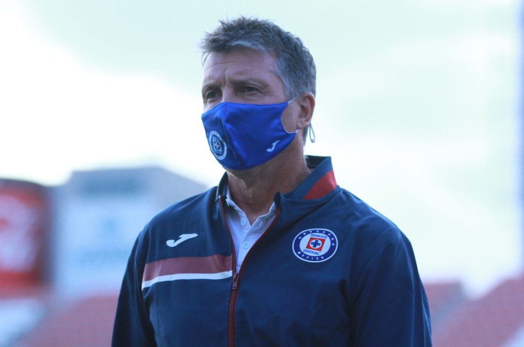 Los entrenadores que llegaron como bomba y fracasaron con Cruz Azul 0
