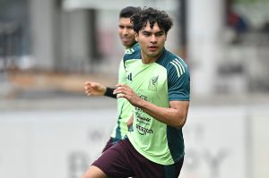 Futbolista mexicano anota en Europa