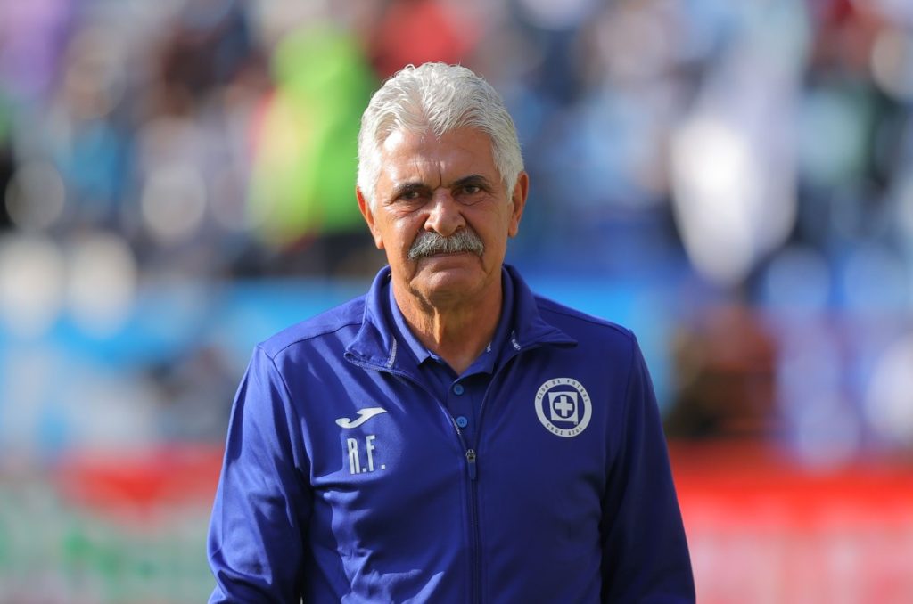 Los entrenadores que llegaron como bomba y fracasaron con Cruz Azul 2