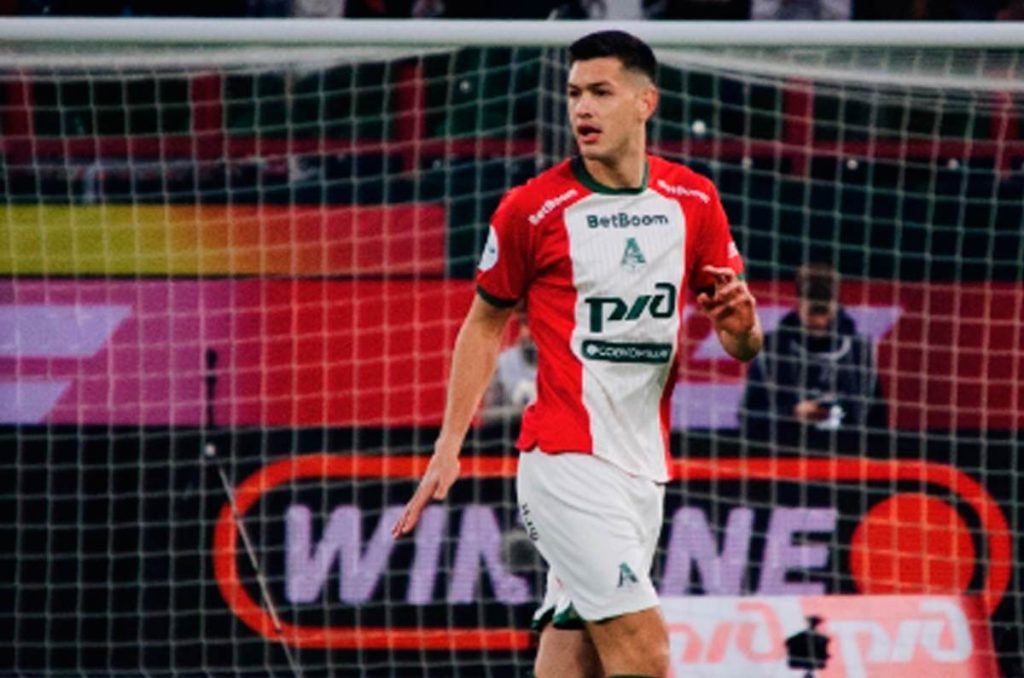 Cruz Azul sigue pensando en César Montes