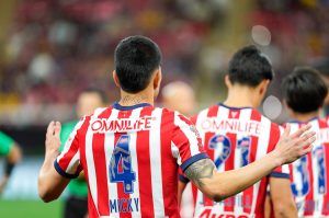Gabriel Milito ya informó a un jugador que no entra en planes con Chivas