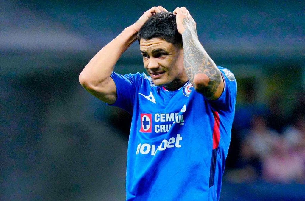 Cruz Azul y Toro Fernández alejan sus destinos