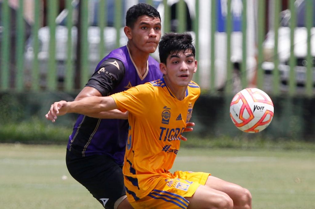 Diego Arria no ha podido jugar con la Franja del Puebla