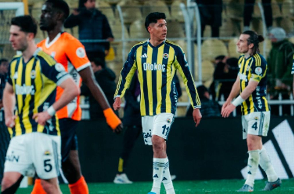 Edson Álvarez YA NO jugará más en el Fenerbahçe