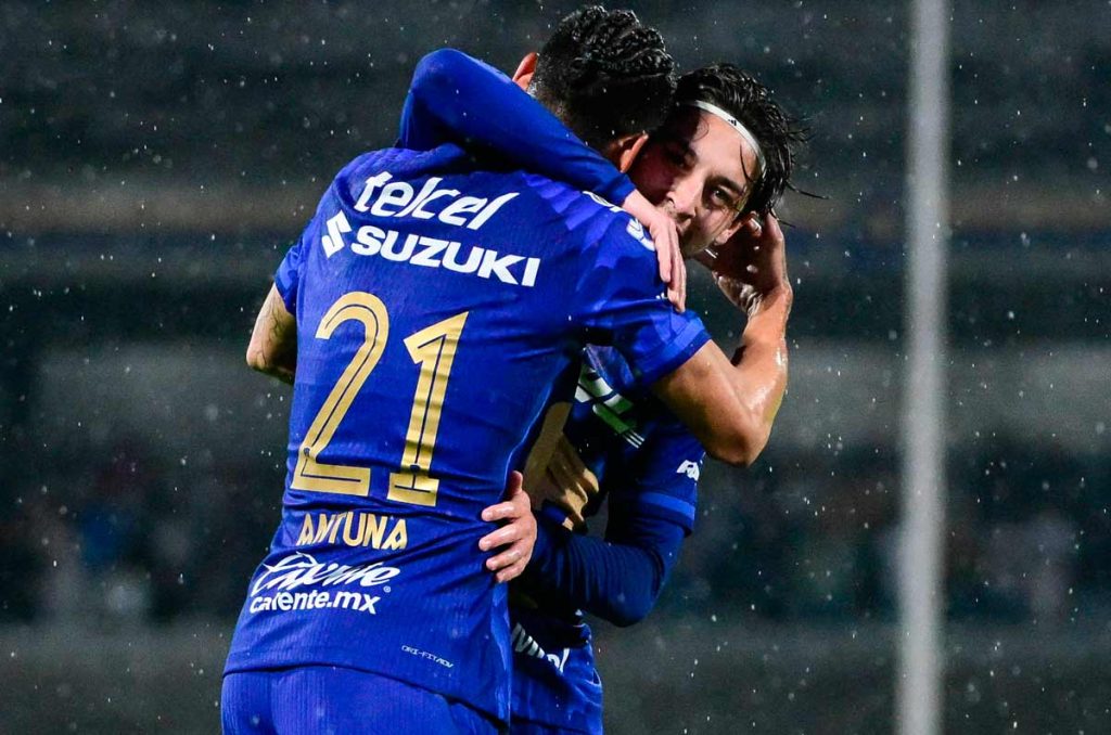 Efraín Juárez y Pumas le sacan jugo a los refuerzos