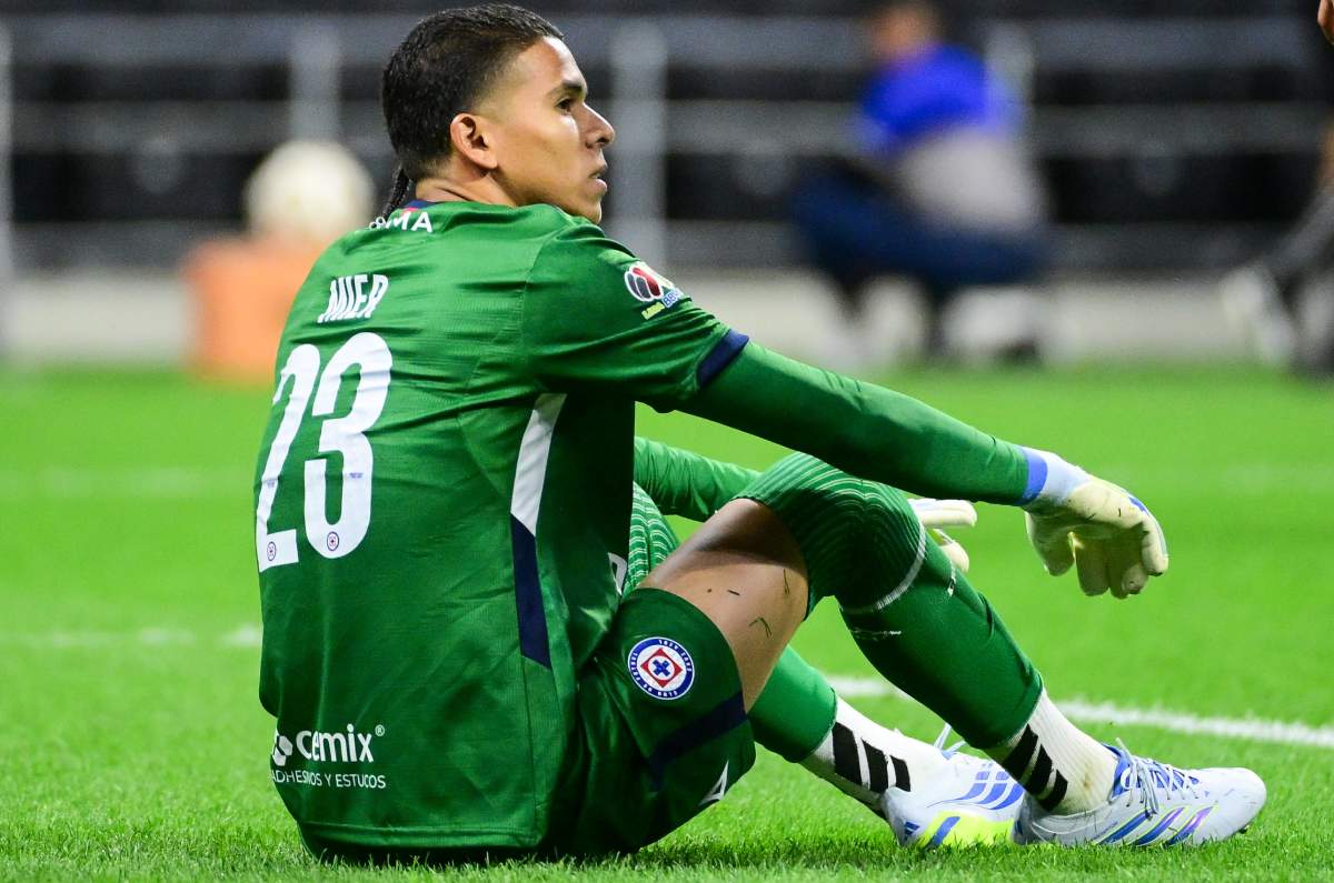 Los errores garrafales de Kevin Mier con Cruz Azul
