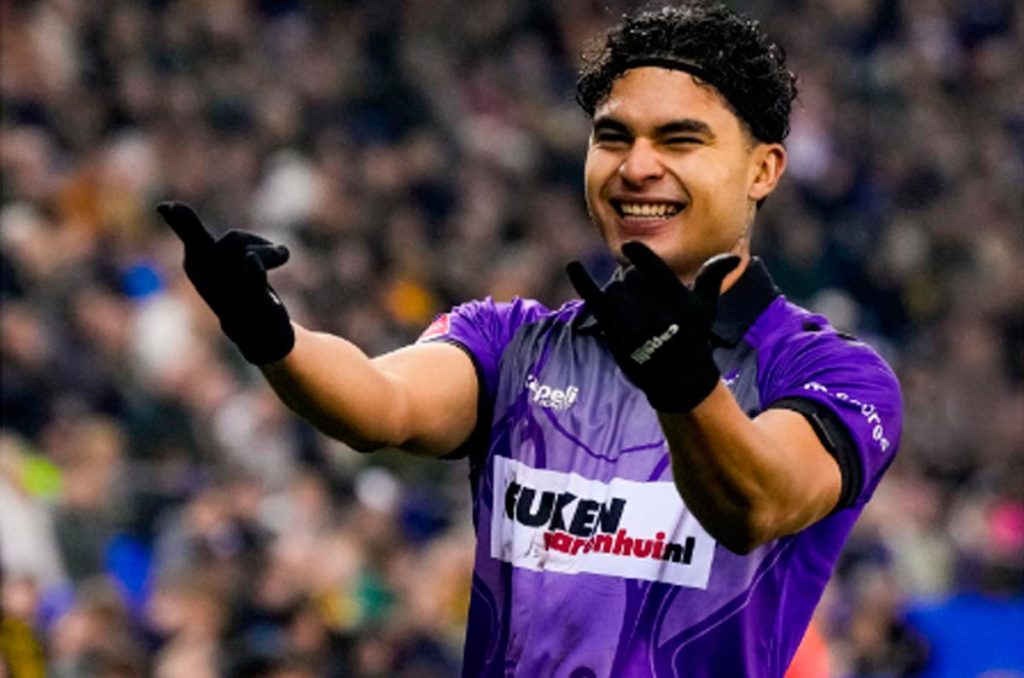 Stéphano Carrillo está obligado a reportar con el Feyenoord