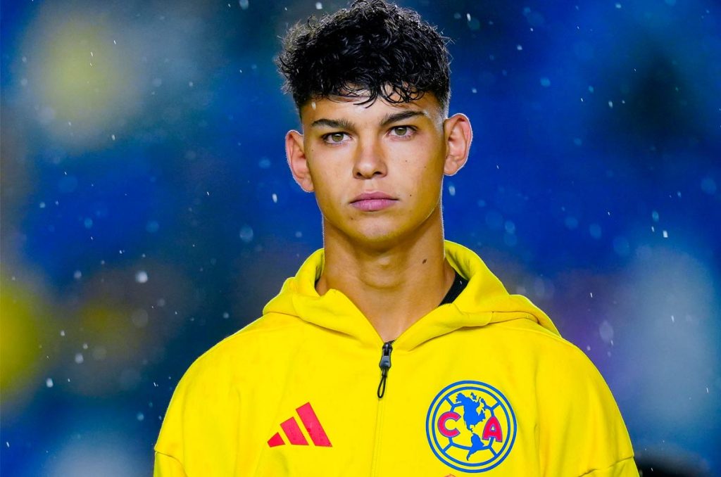 Thiago Espinosa podría quedarse en América
