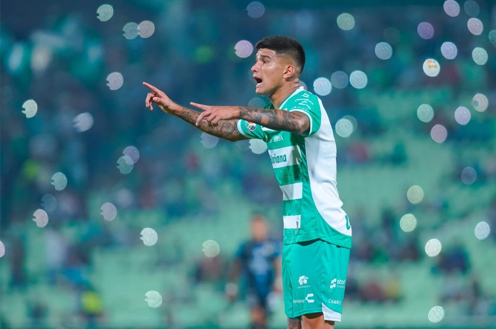 Bruno Amione puede salir de Santos Laguna