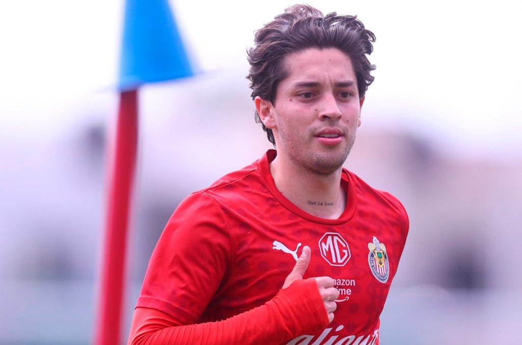 Chivas muestra el músculo y gasta millones en refuerzos