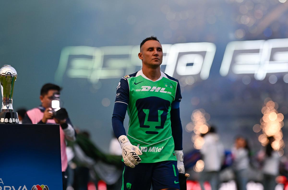colocan-a-keylor-navas-fuera-de-pumas-