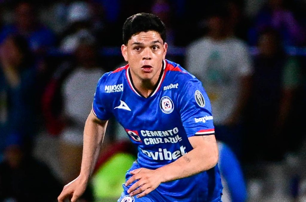 Amaury García se quedará en Cruz Azul; quieren renovar su contrato