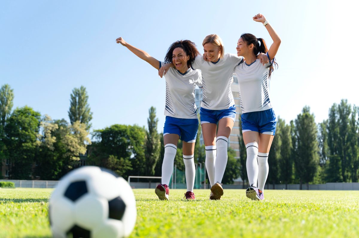 Las estadísticas de audiencia del fútbol muestran mayor interés femenino y contexto de apuestas