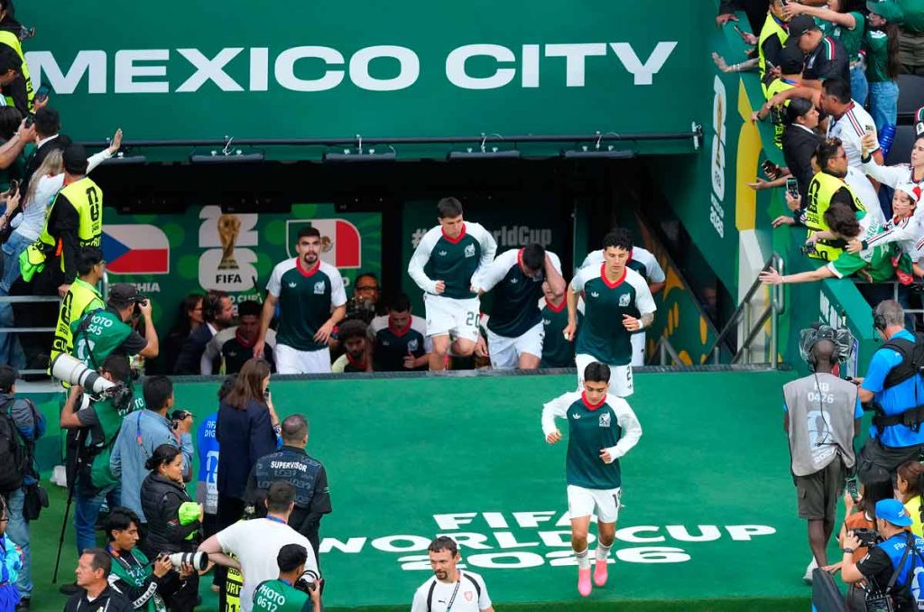 Javier Aguirre y su alineación para el México vs Ecuador
