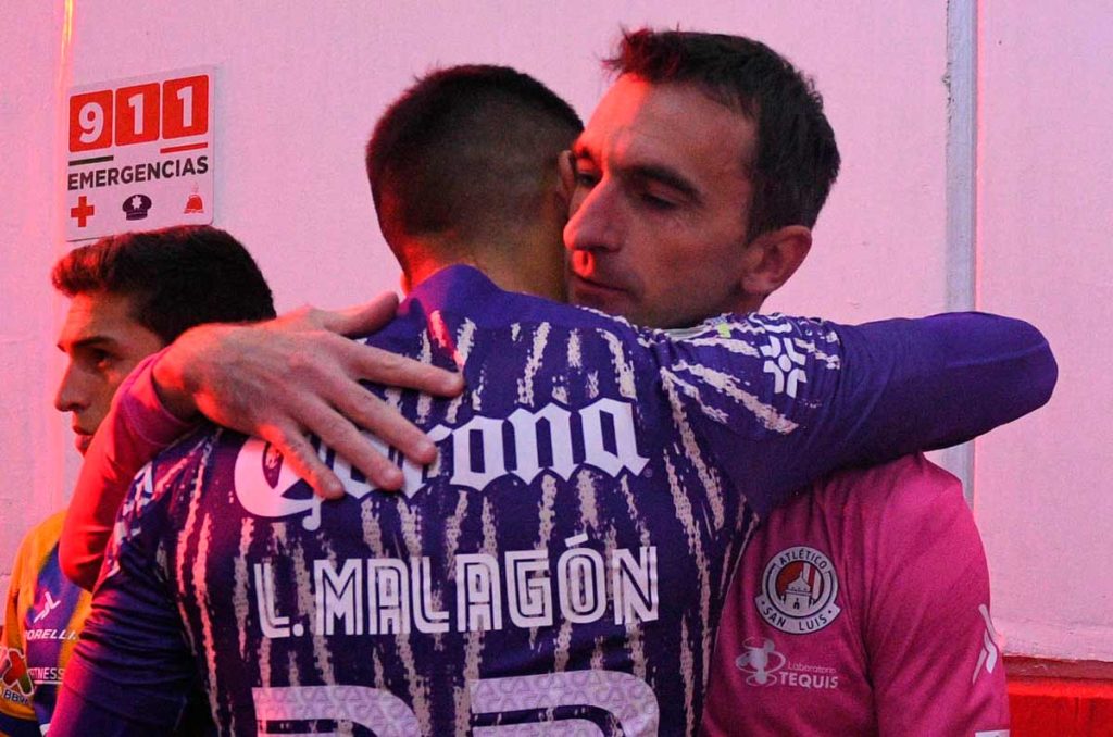 Luis Ángel Malagón y Marcelo Barovero, dos porteros que dejaron dinero en Necaxa