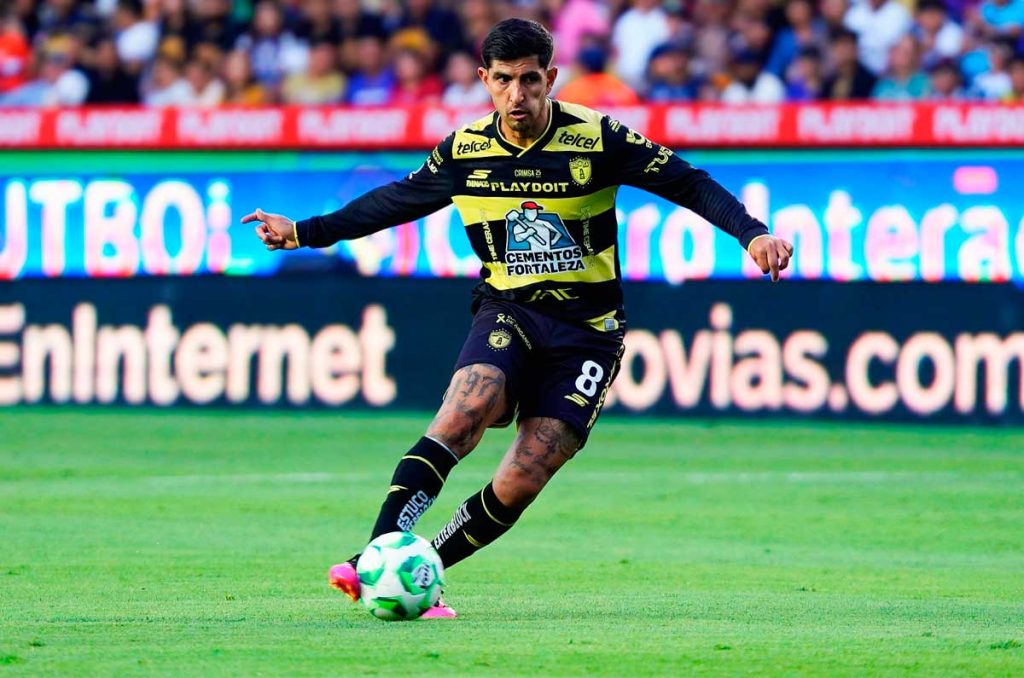 Víctor Guzmán se encamina para llegar a los Diablos Rojos de Toluca