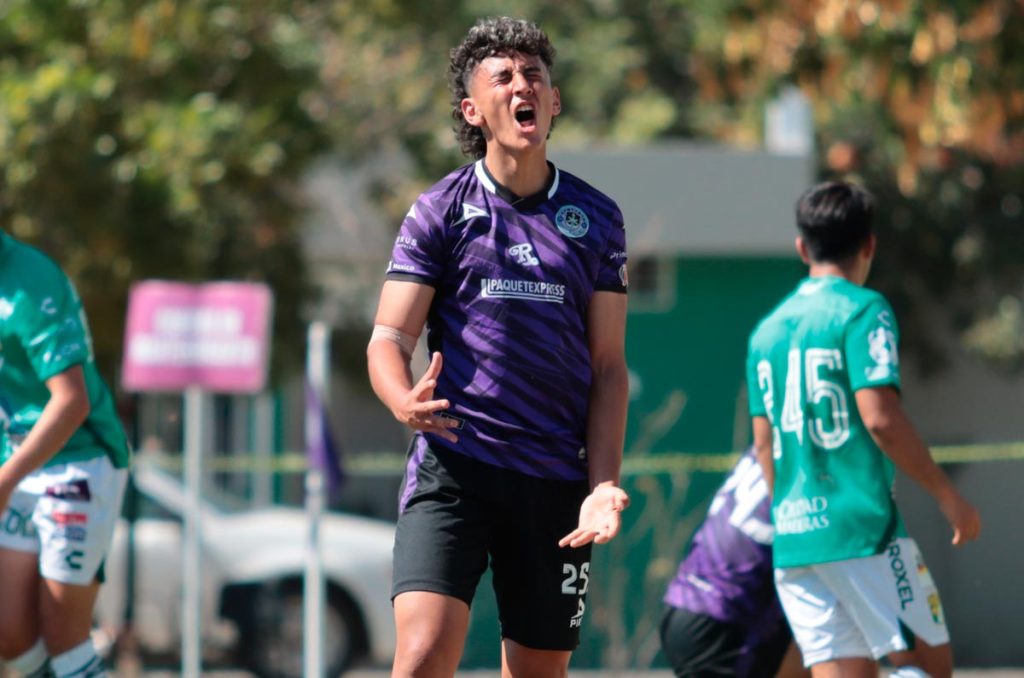 Anwar Ben Rhouma, nuevo delantero de Chivas