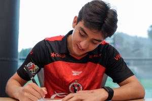 Xolos de Tijuana blinda a Gilberto Mora pensando en Europa