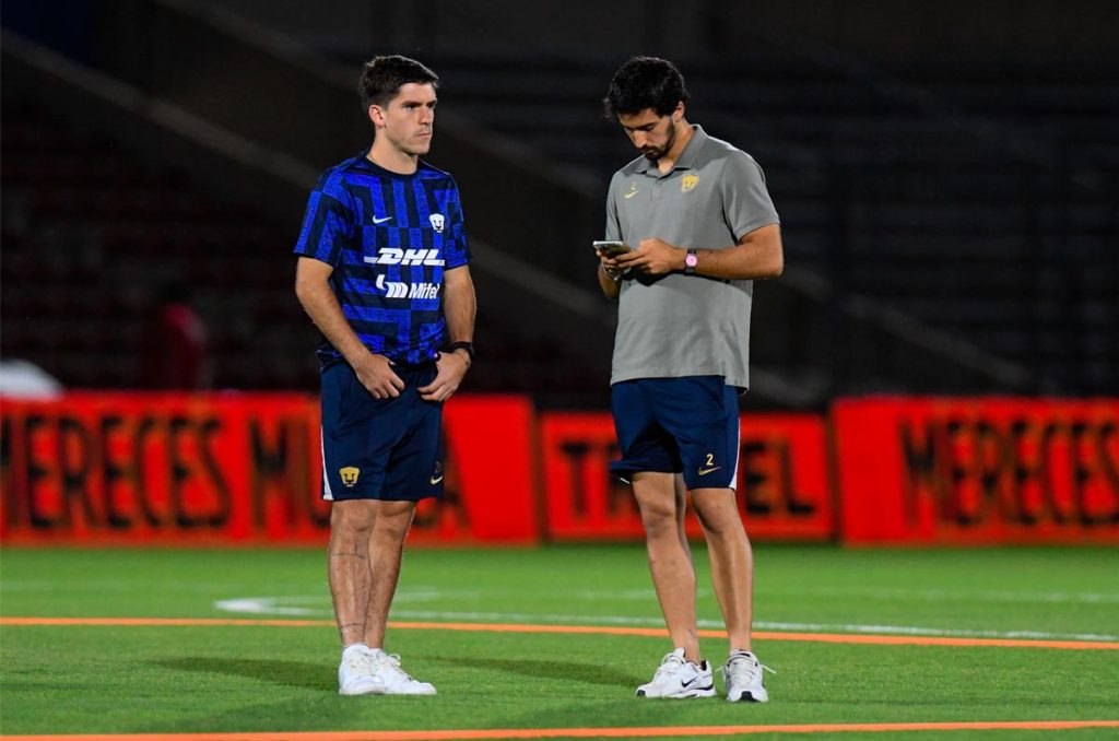 Santiago Trigos y Pablo Bennevendo, dos canteranos que buscan consolidación en Pumas