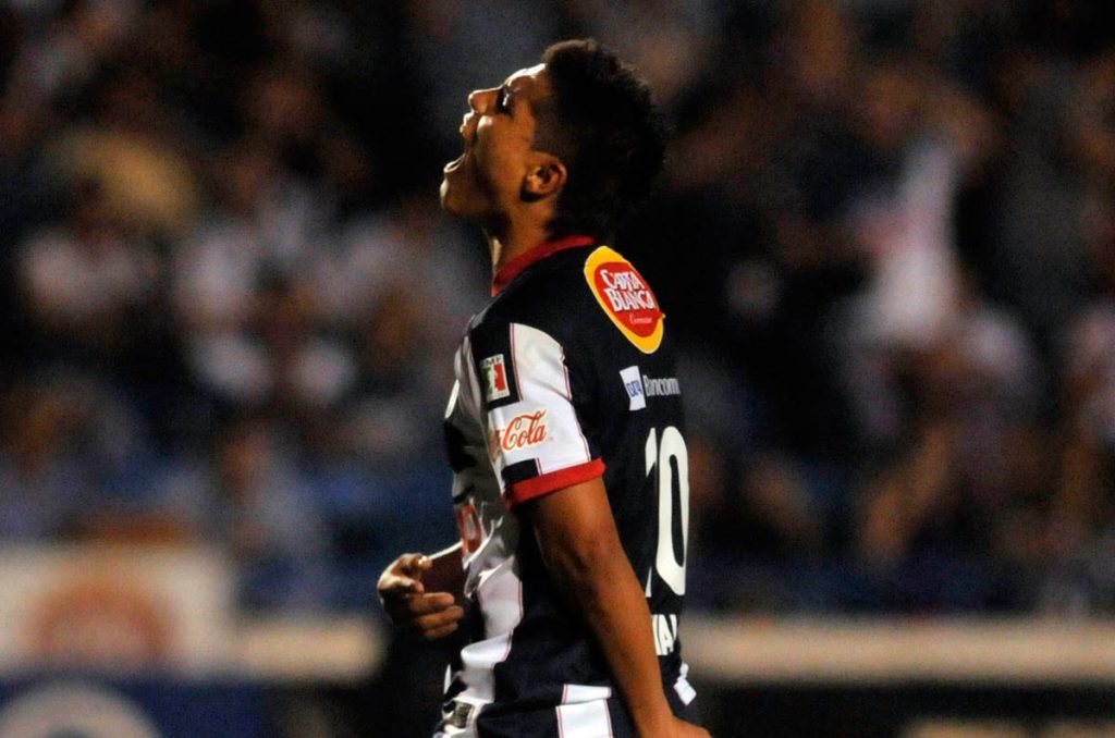 Osvaldo Martínez, el último 10 ganador de Rayados de Monterrey