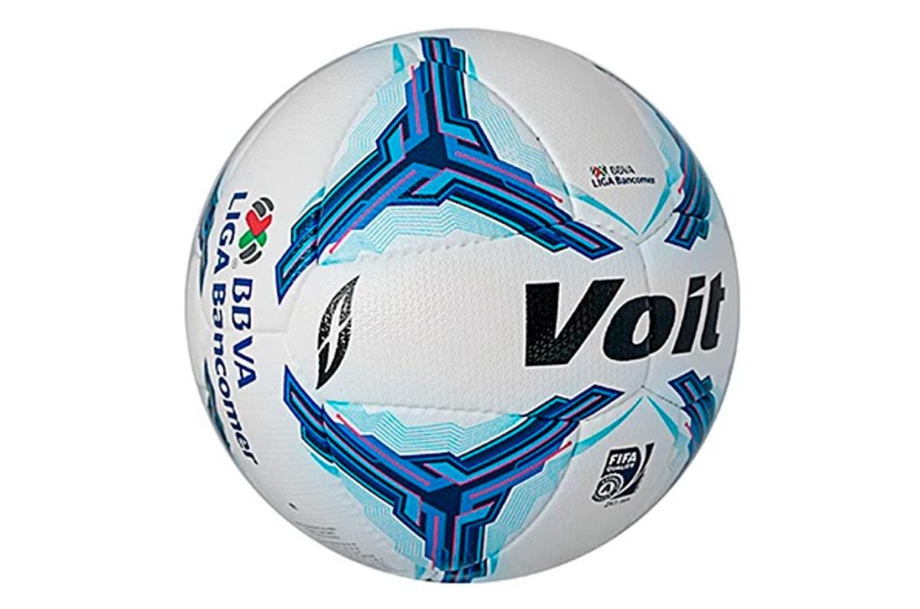 Mientras que este fue el balón usado en el 2015 llamado Dynamo