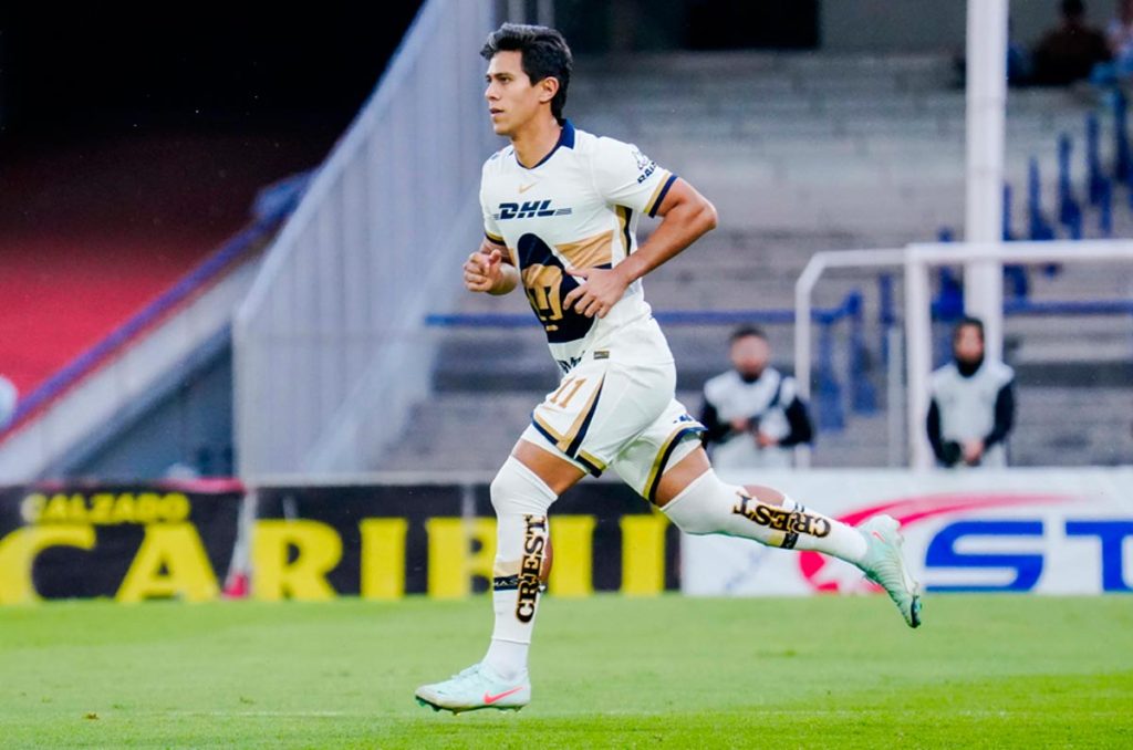 Pumas registra a José Juan Macías, ¿Ya puede jugar?