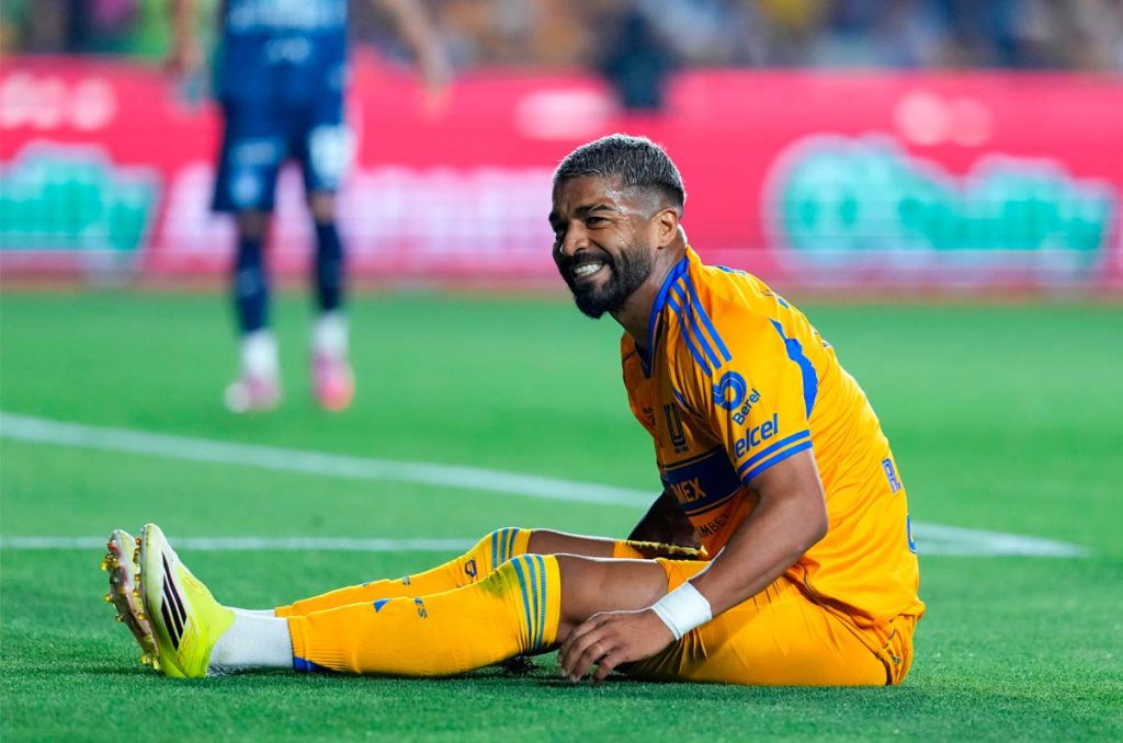 Rodrigo Aguirre está por salir de Tigres